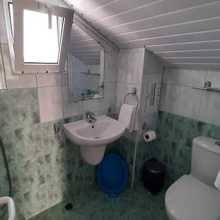 Fresh Готель 2*