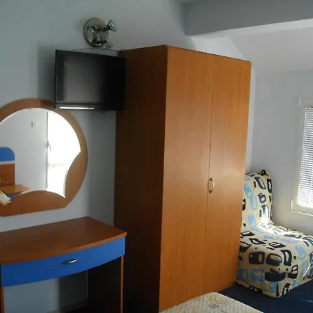 Fresh Hotel