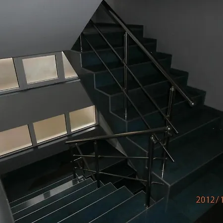 Fresh Готель Китен